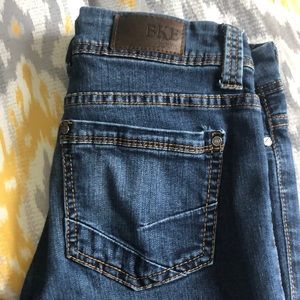 Buckle jeans